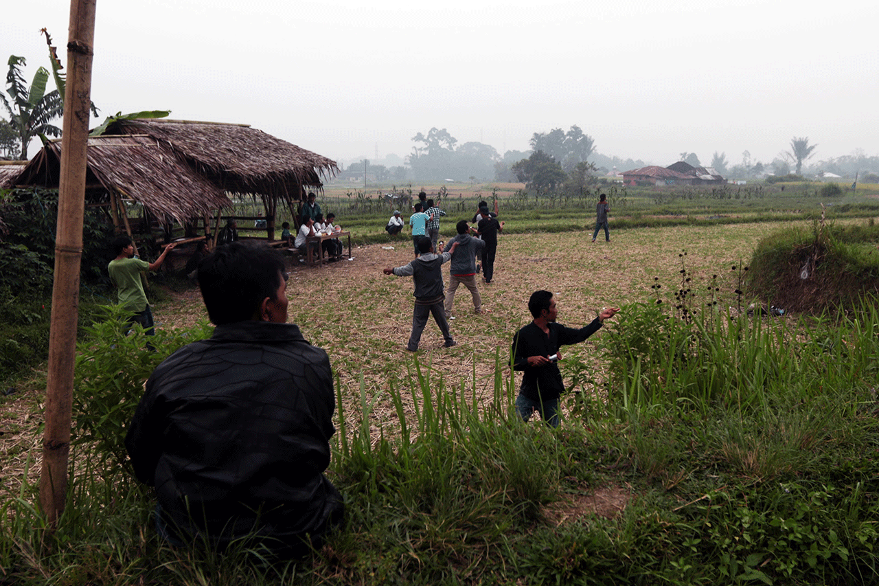 Tradisi Lomba Layang...