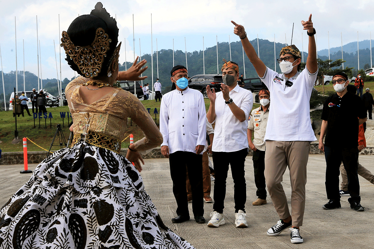 Menteri Sandiaga Uno...