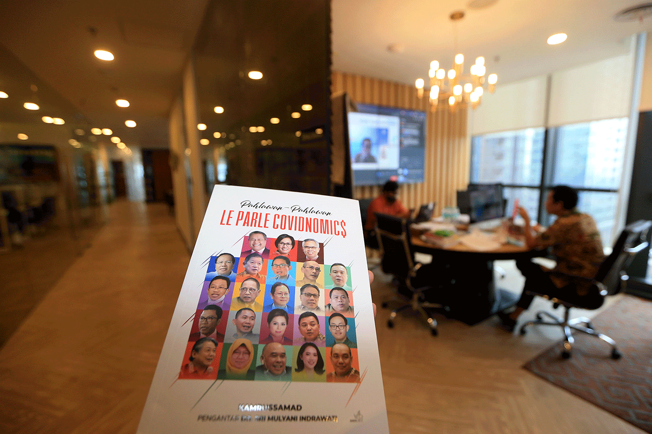 Webinar dan Bedah Buku...
