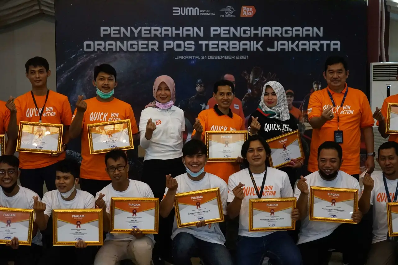 PT Pos Indonesia Beri...