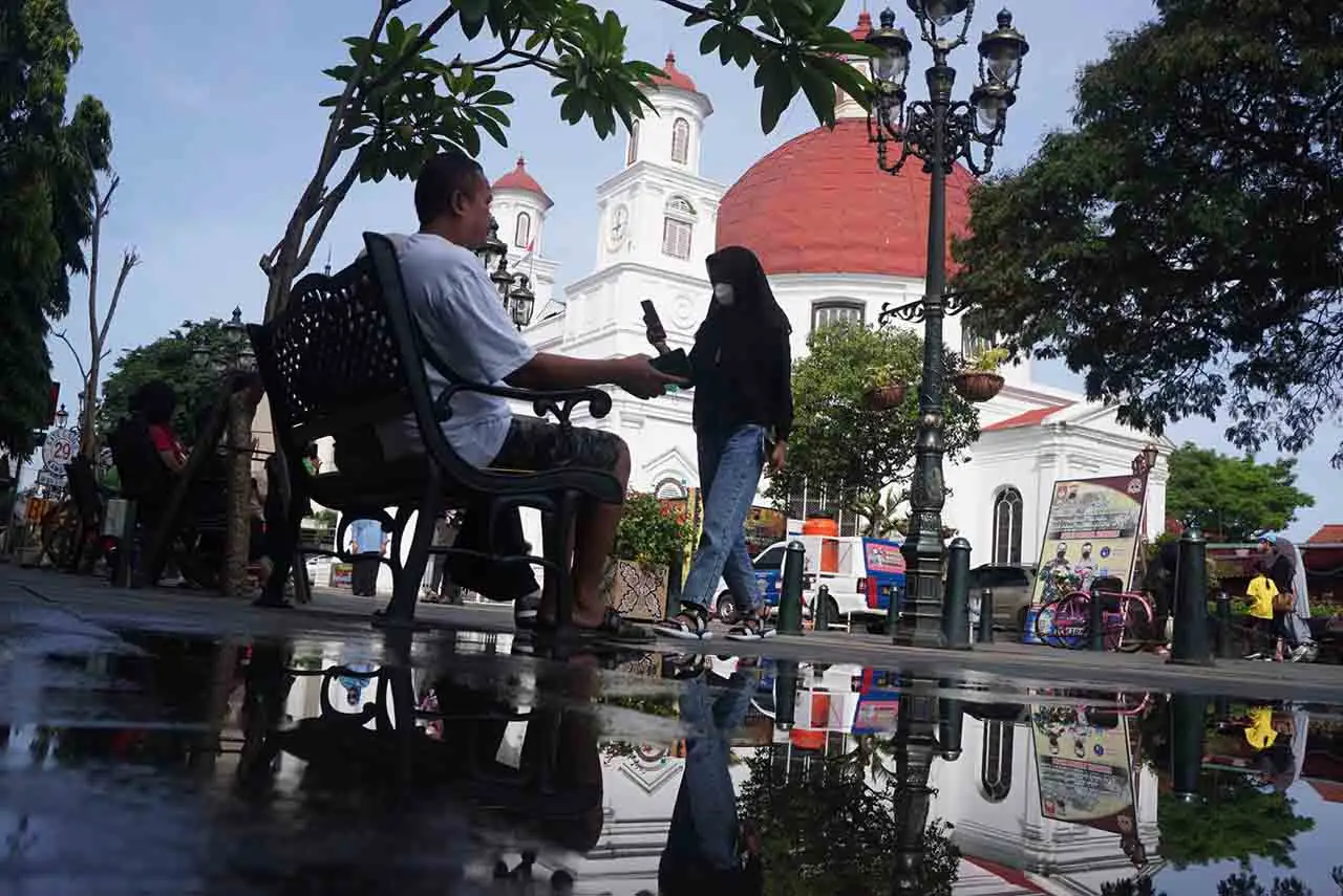 Menikmati Kota Lama...