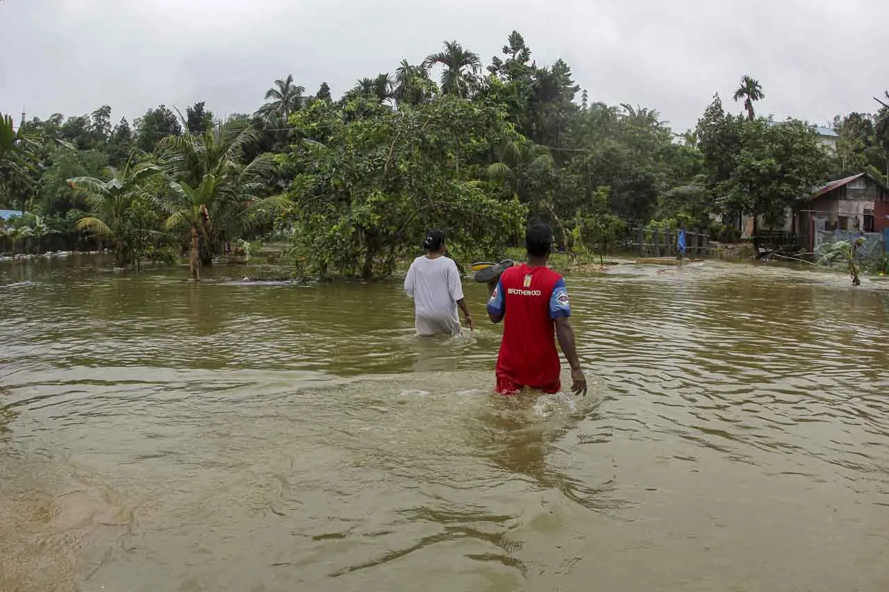 Banjir Rendam Permukiman...