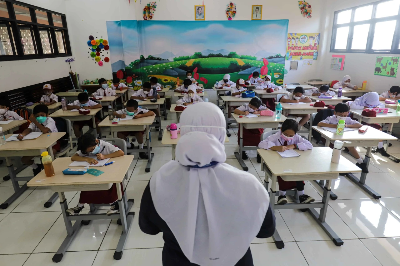 Semangat Siswa SDN Pondok...