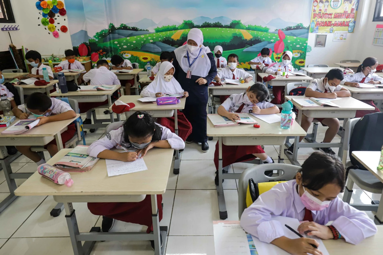 Semangat Siswa SDN Pondok...