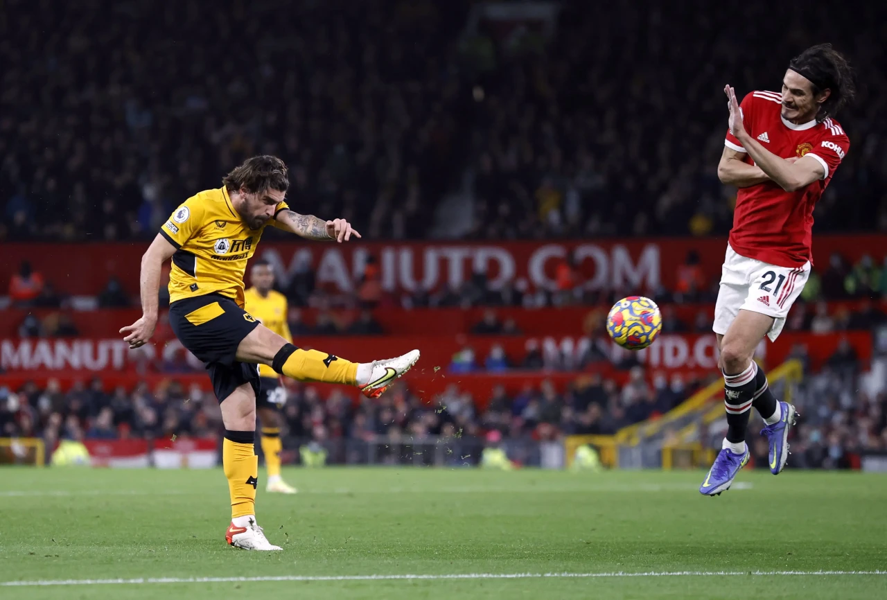 Gempuran Wolves Saat...