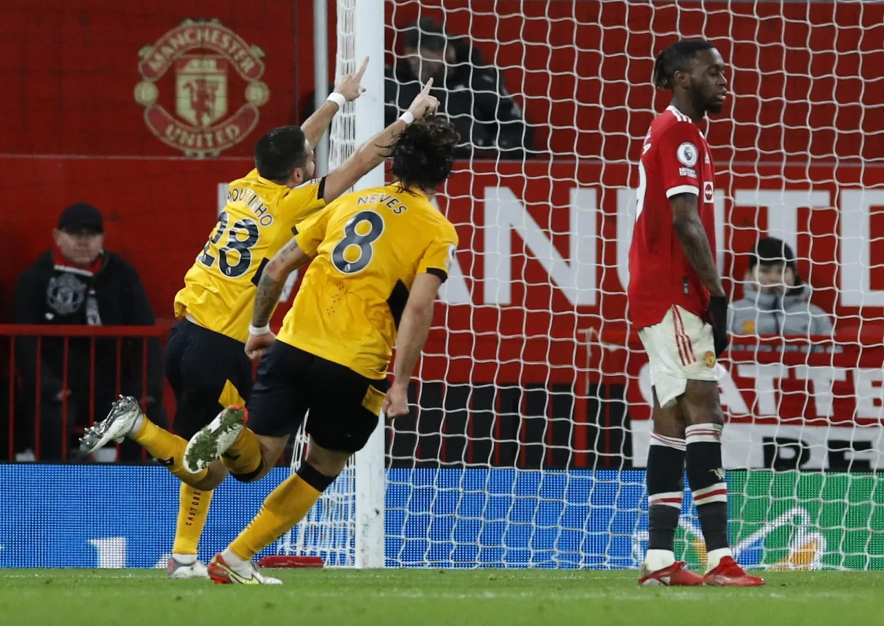 Gempuran Wolves Saat...