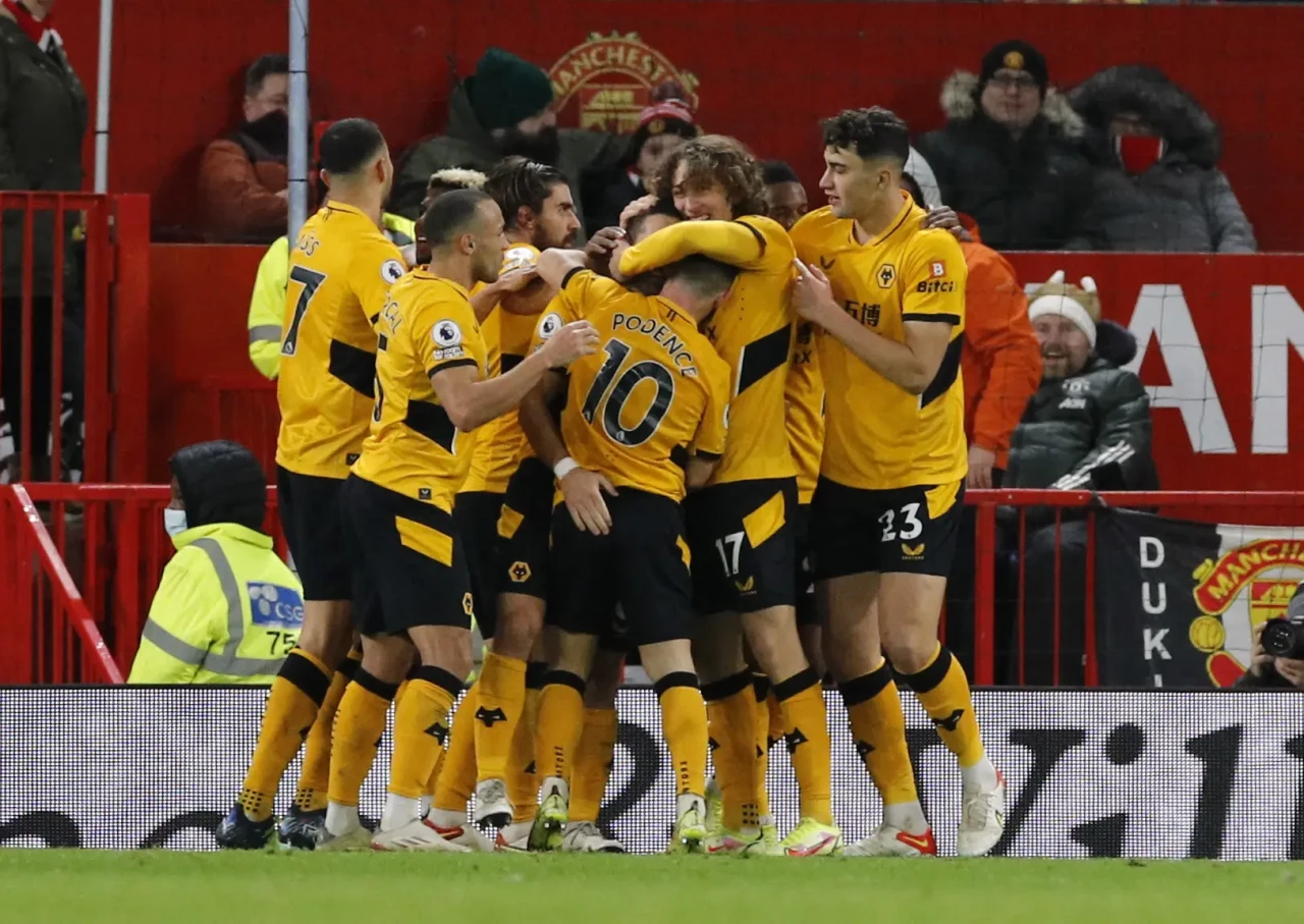 Gempuran Wolves Saat...