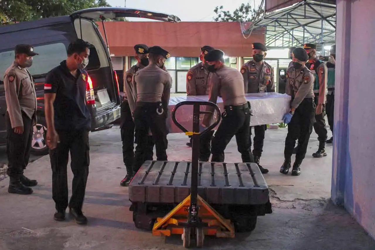 Pemulangan 8 Jenazah...