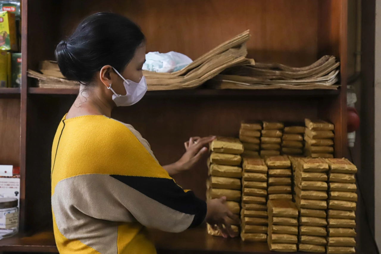 Geliat Toko Kopi Sari...