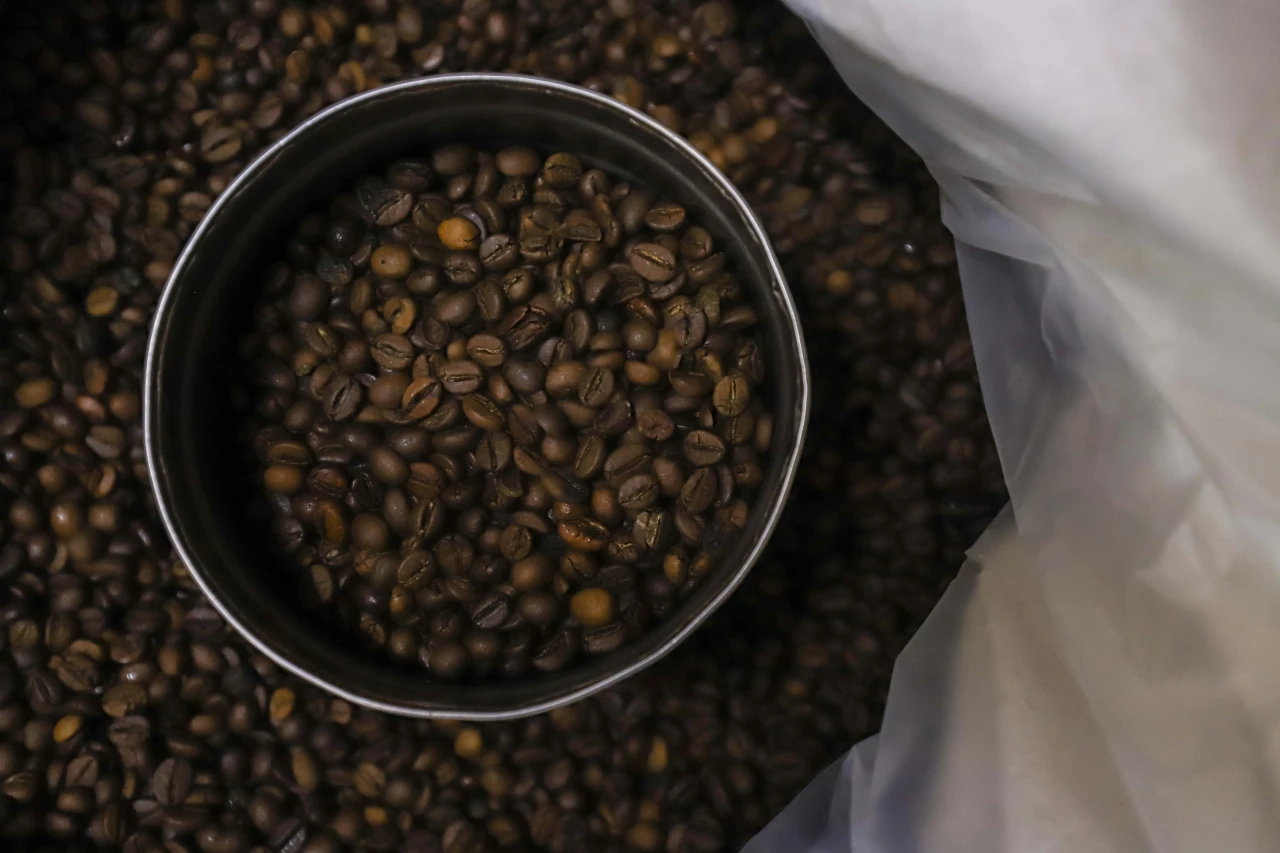 Geliat Toko Kopi Sari...