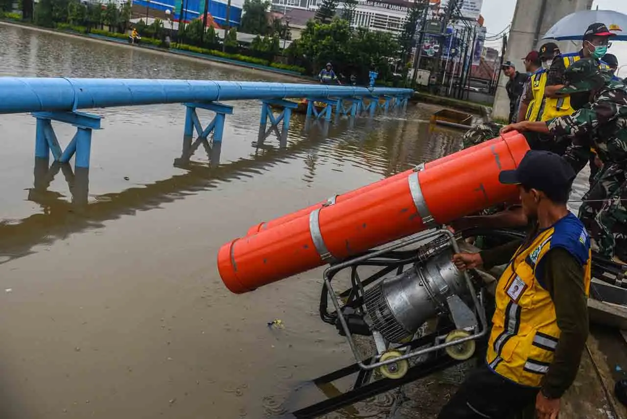 Uji Coba Mobil Pompa...