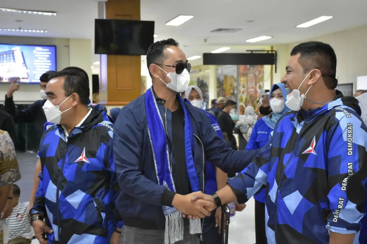 Dilantik Menjadi Ketua...