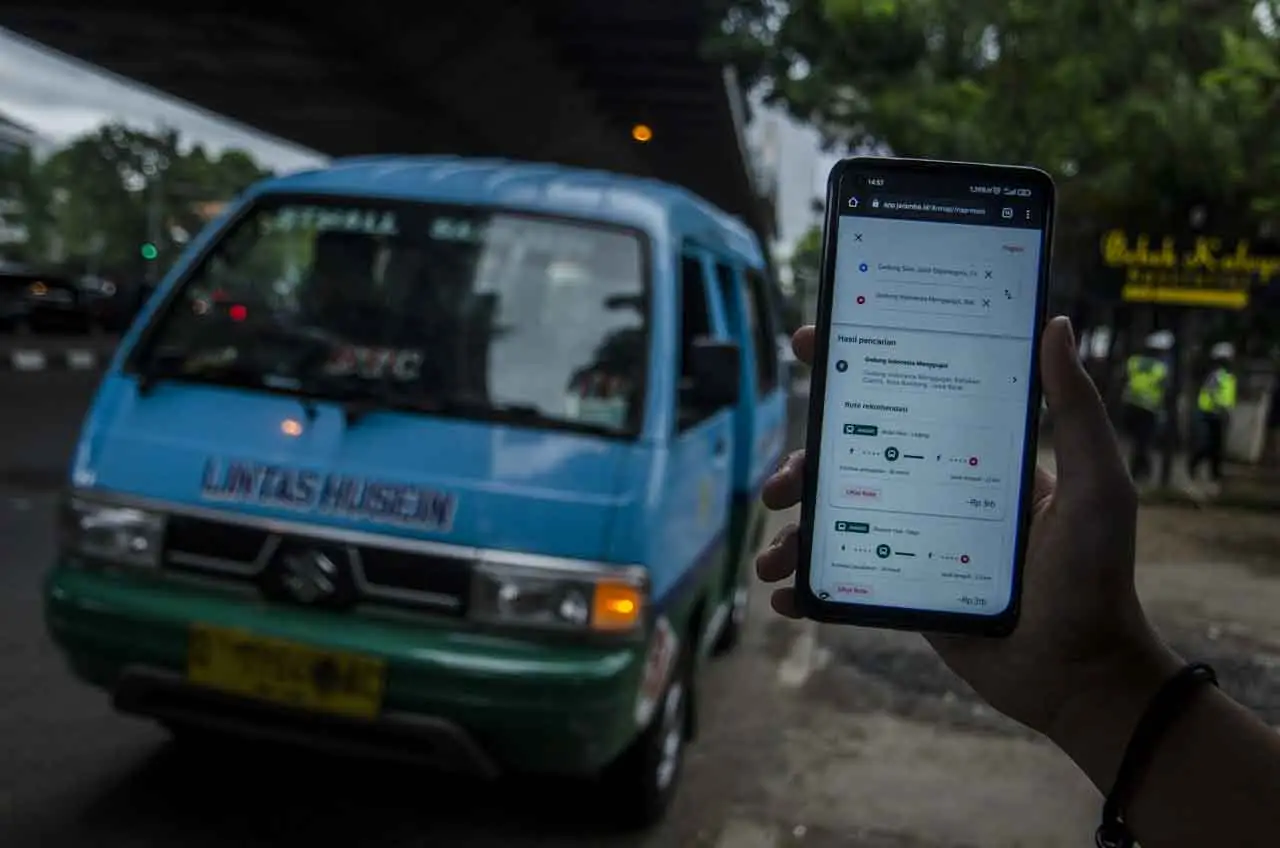 Digitalisasi Angkutan...