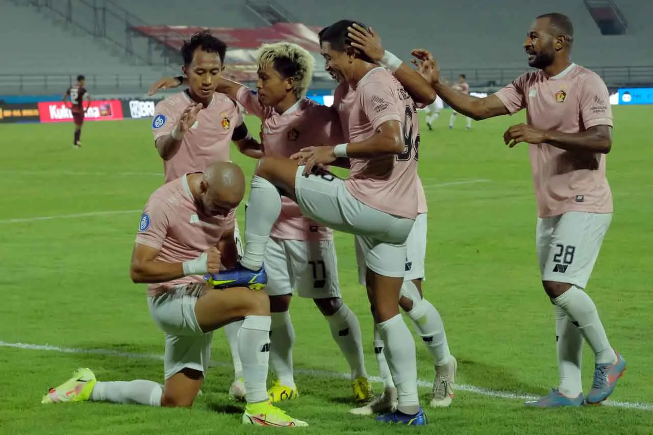 Liga 1 Indonesia : Persik...