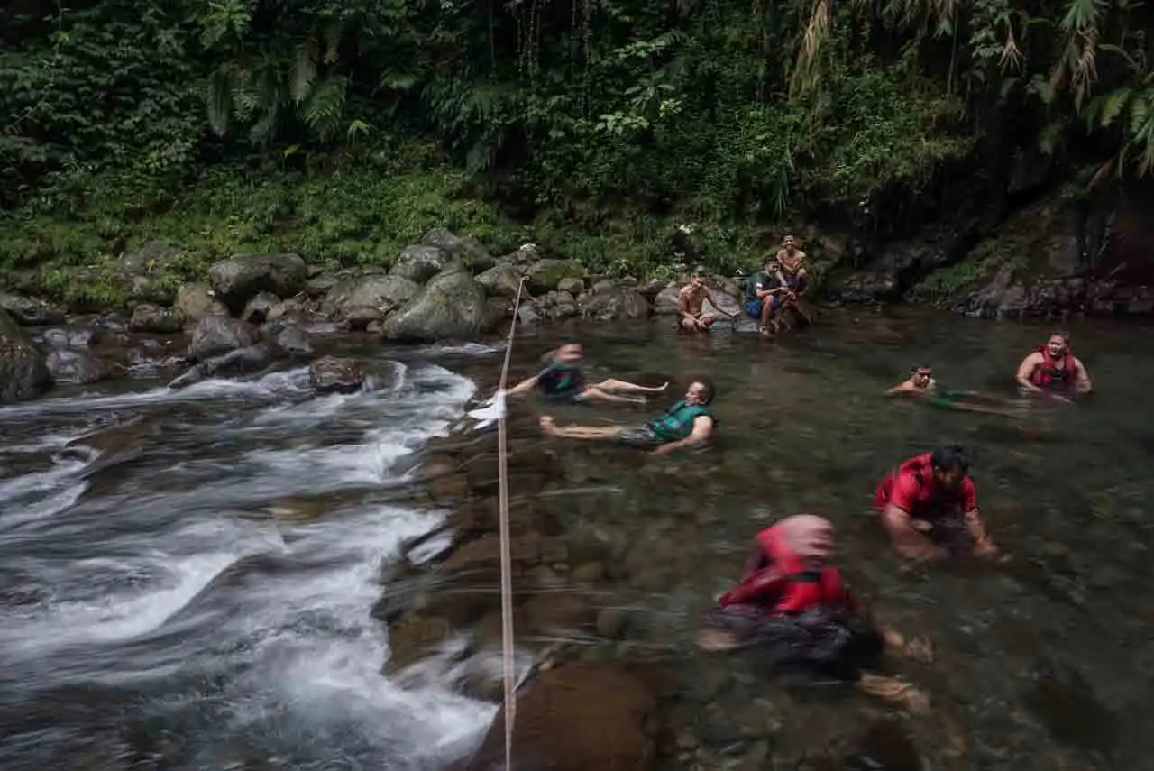 Serunya Wisata Air Terjun...