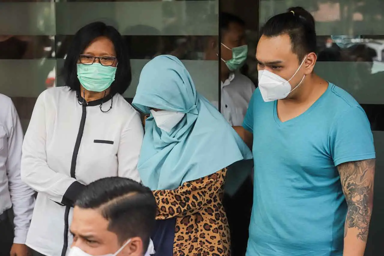 Gunakan Sabu, Pedangdut...