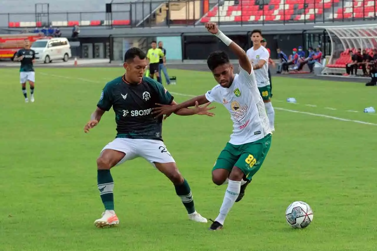Persebaya Menang atas...