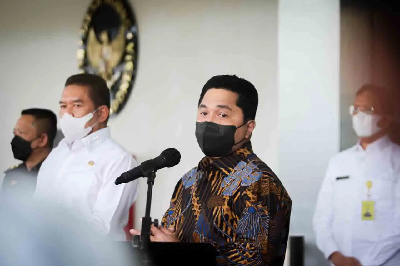 Bahas Kasus Garuda Indonesia,...