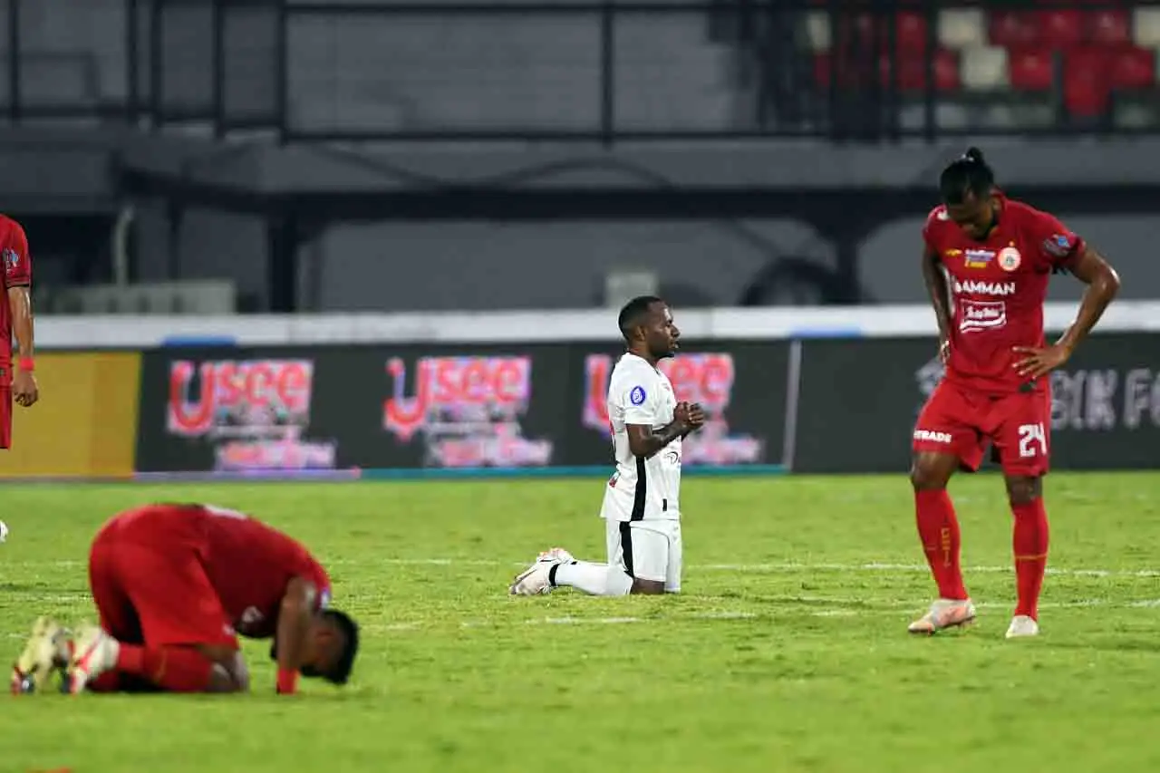Persipura Bungkam Persija...