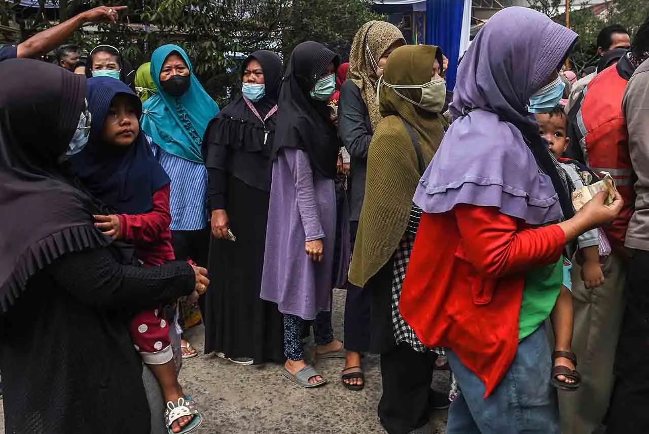 Operasi Pasar Murah...