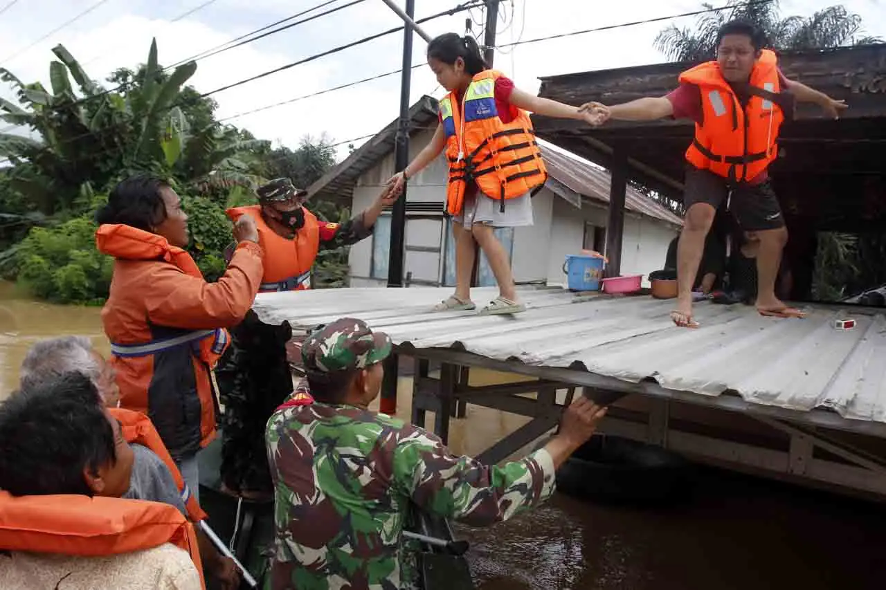 3.727 Warga Mengungsi...