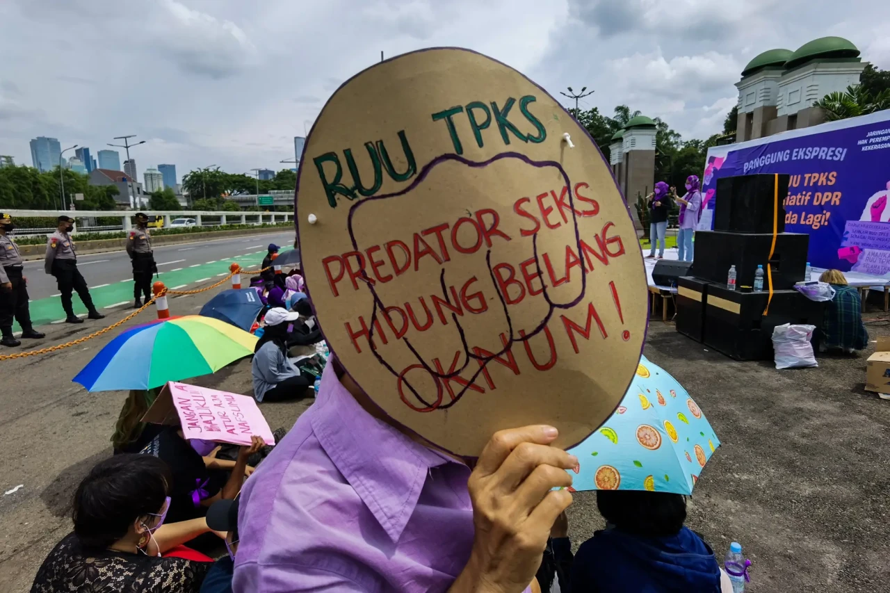 Aksi Menolak Kekerasan...