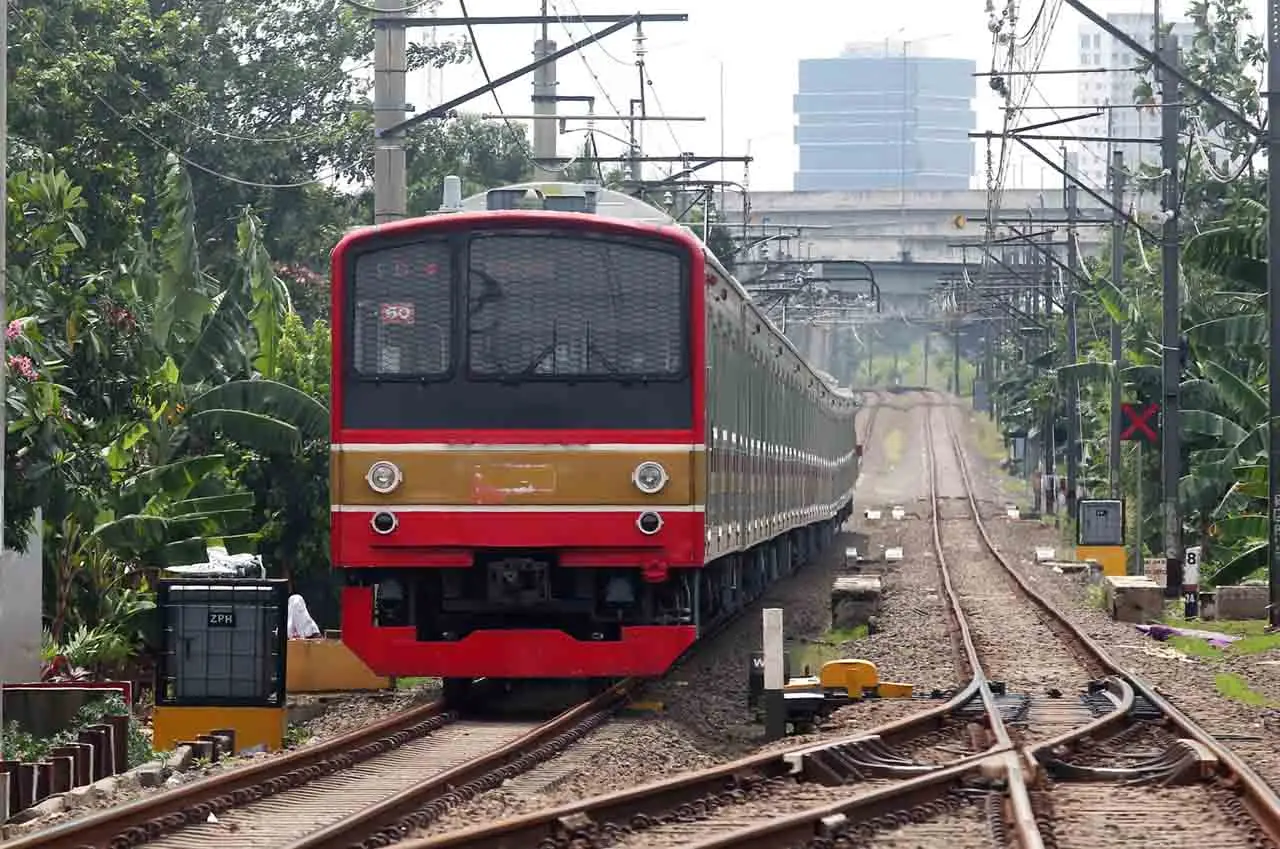 Tarif KRL Commuter Line...