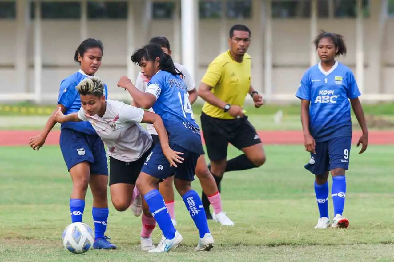 Timnas Putri Indonesia...