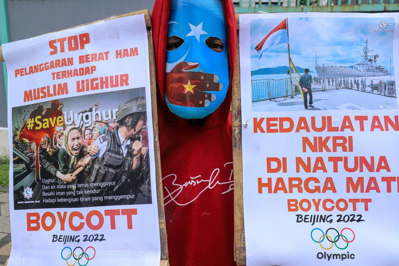 Aksi Unjuk Rasa Tuntut...