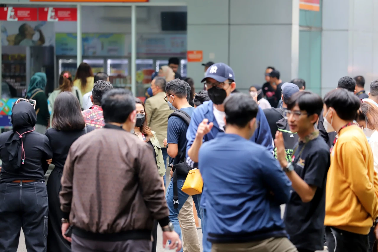 Penghuni Apartemen dan...