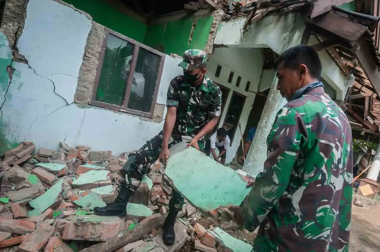 BPBD: 1.231 Rumah Rusak...