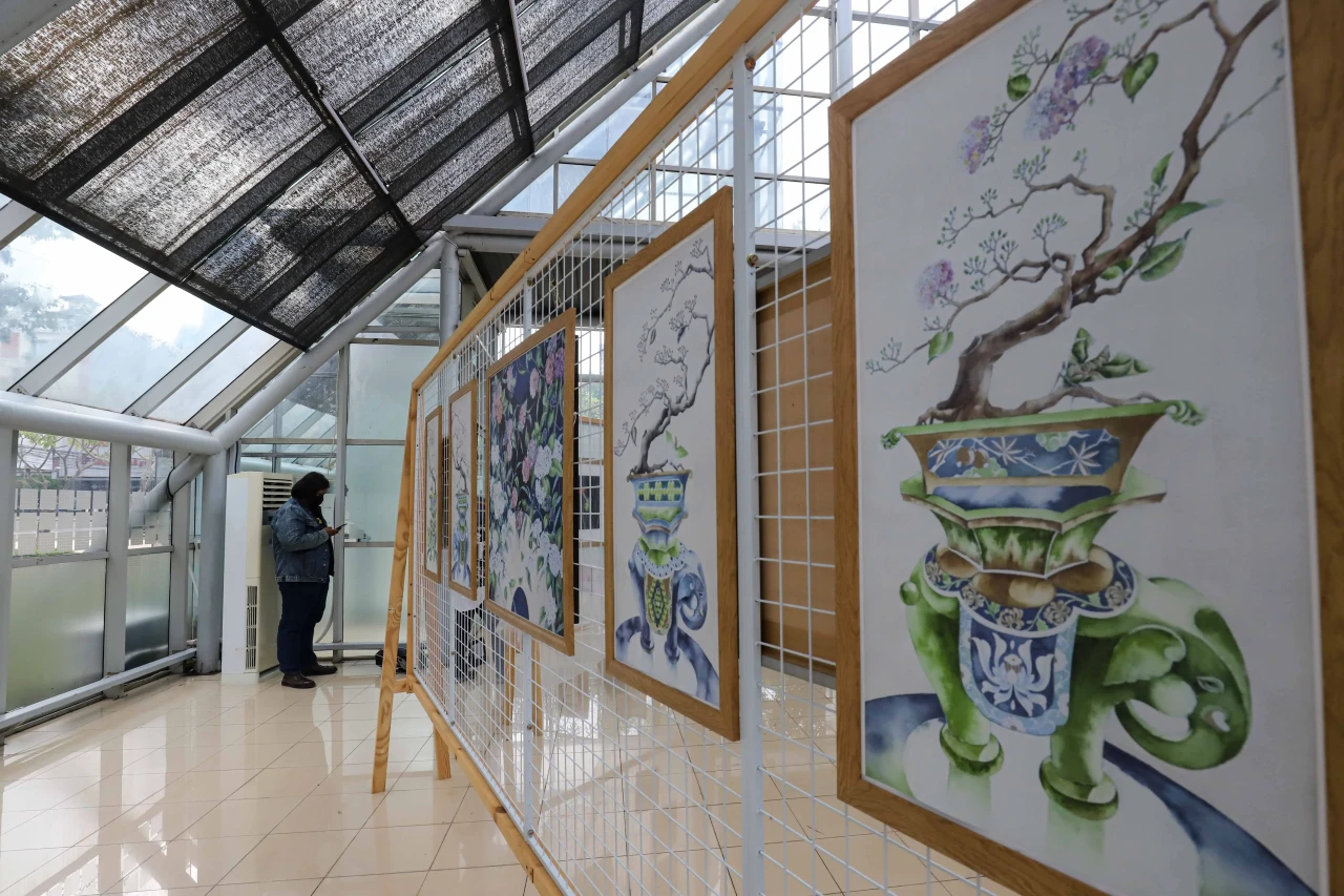 Melihat Pameran Seni...