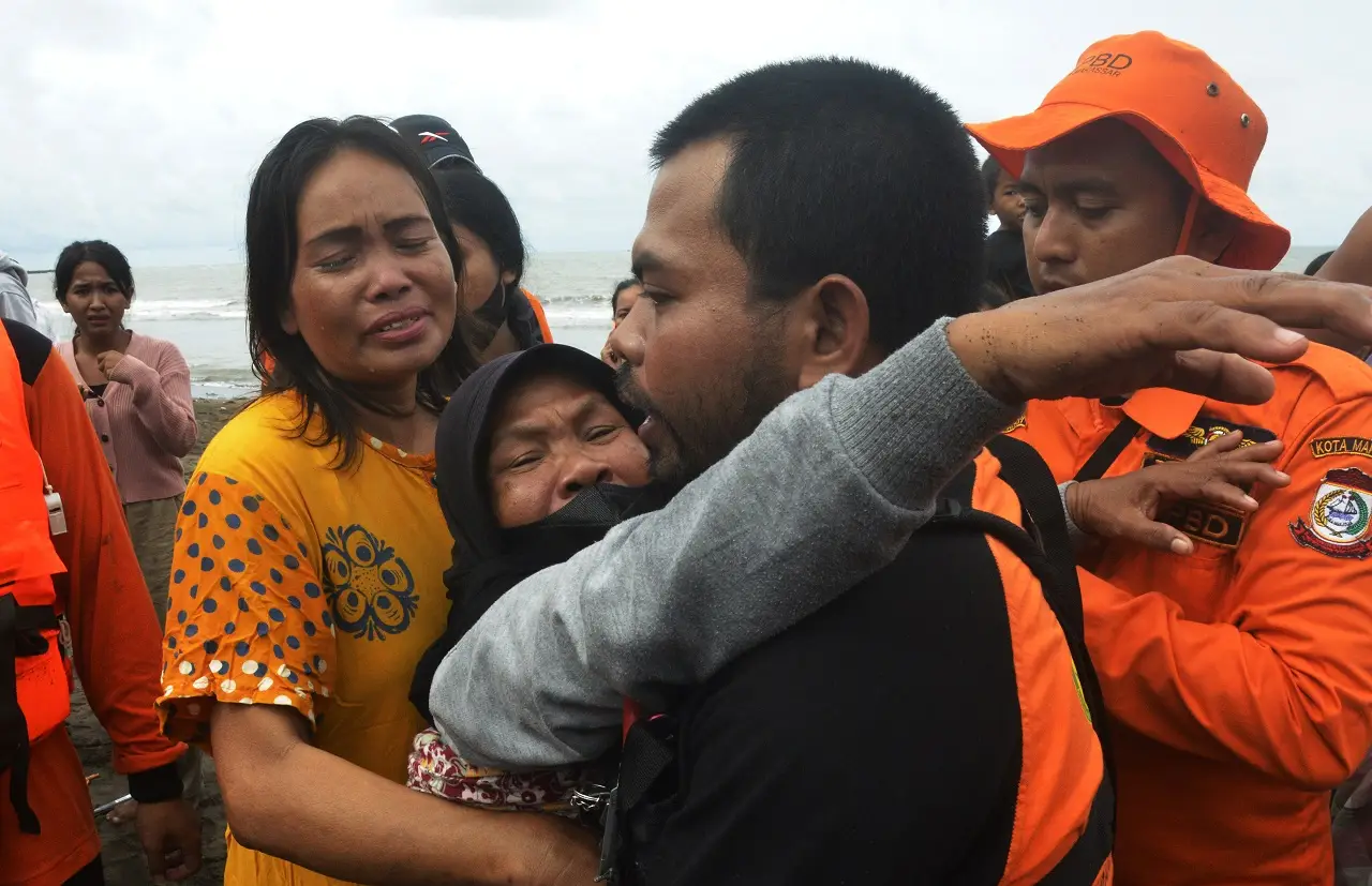 Dua Remaja Tenggelam...