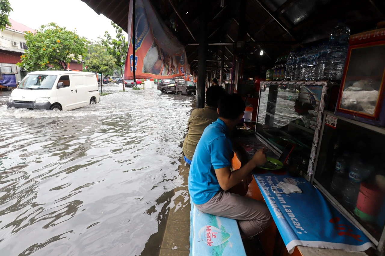 Banjir Jakarta : Ruas...