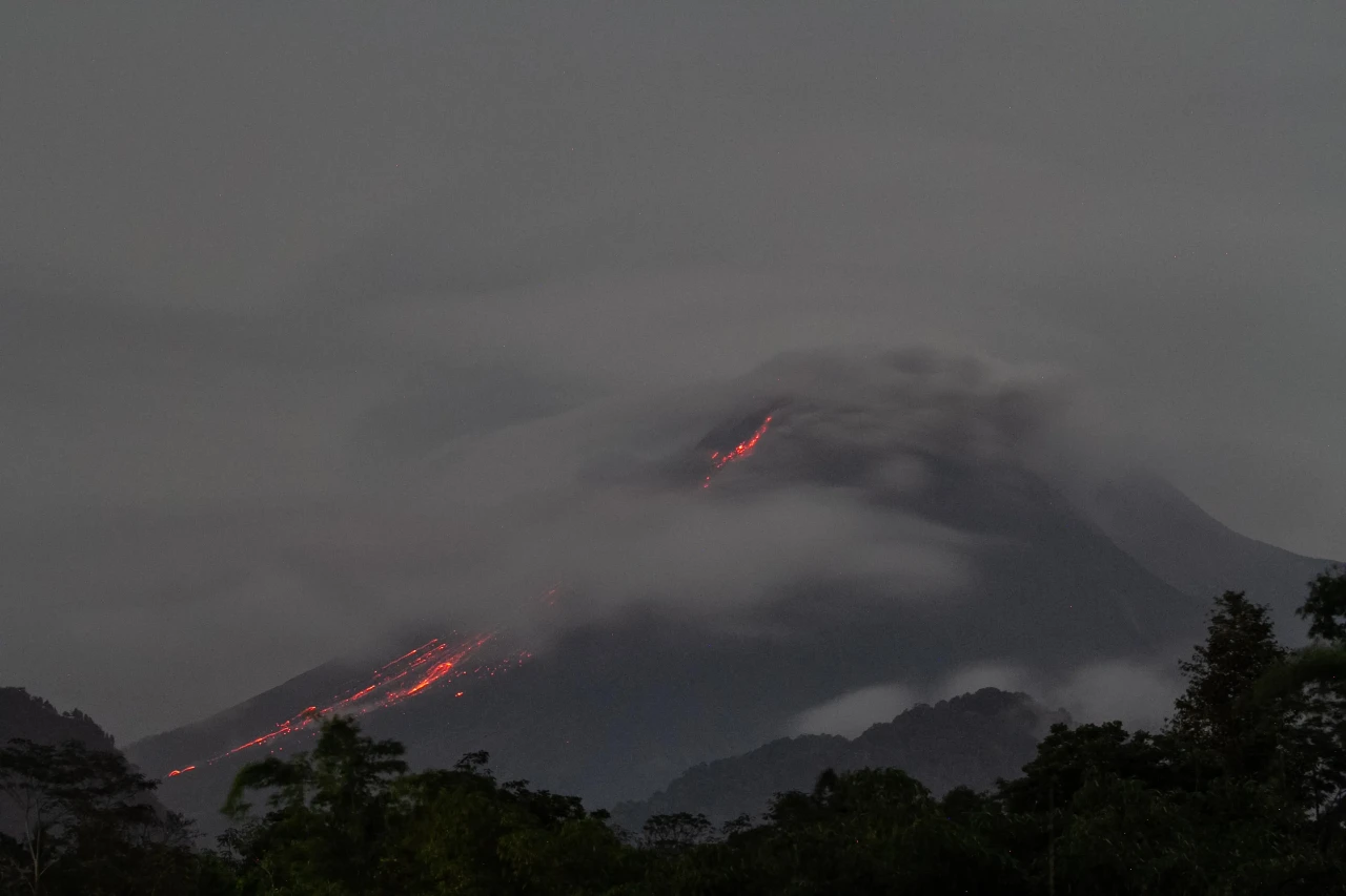 Gunung Merapi Kembali...
