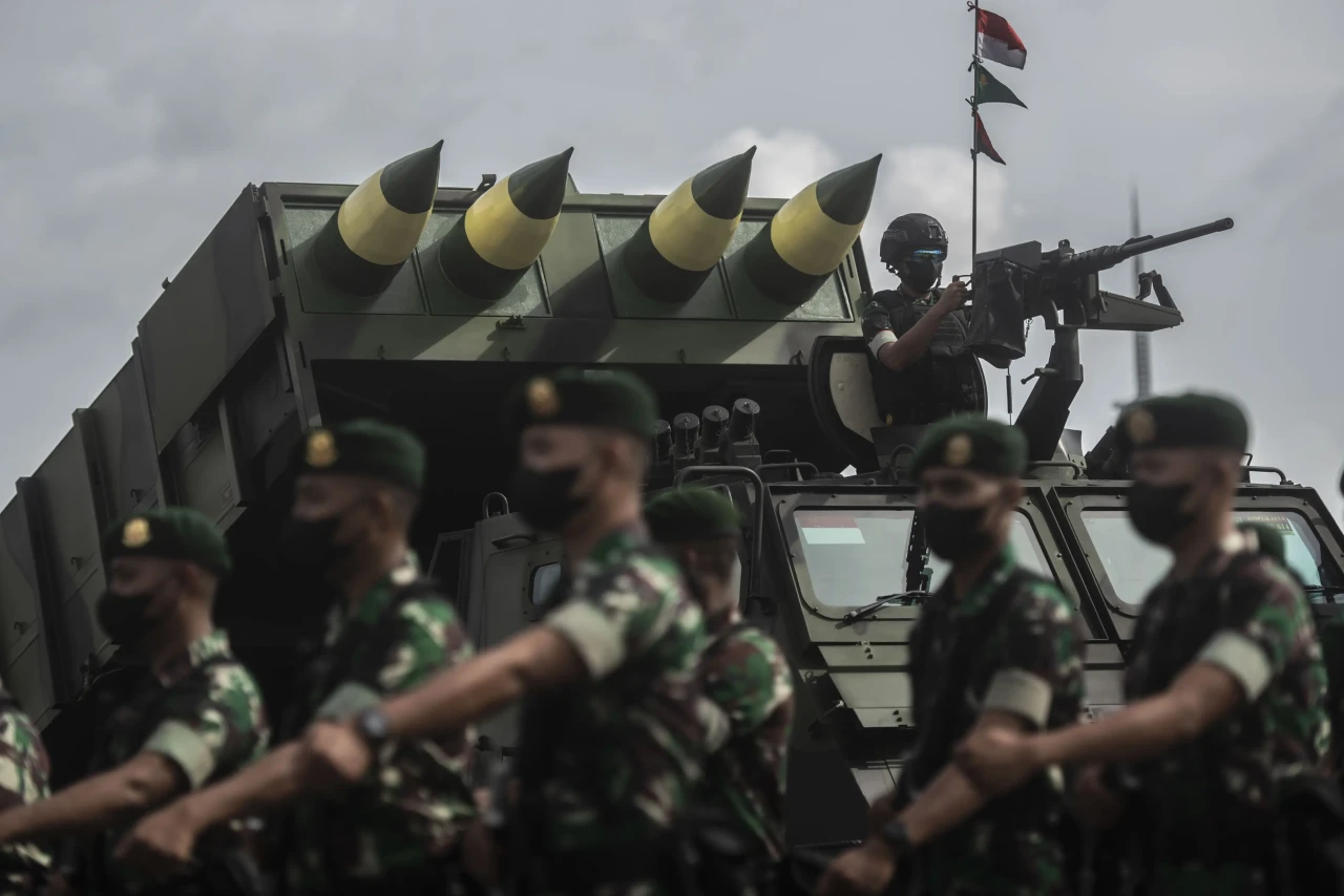Gagahnya Pasukan TNI...