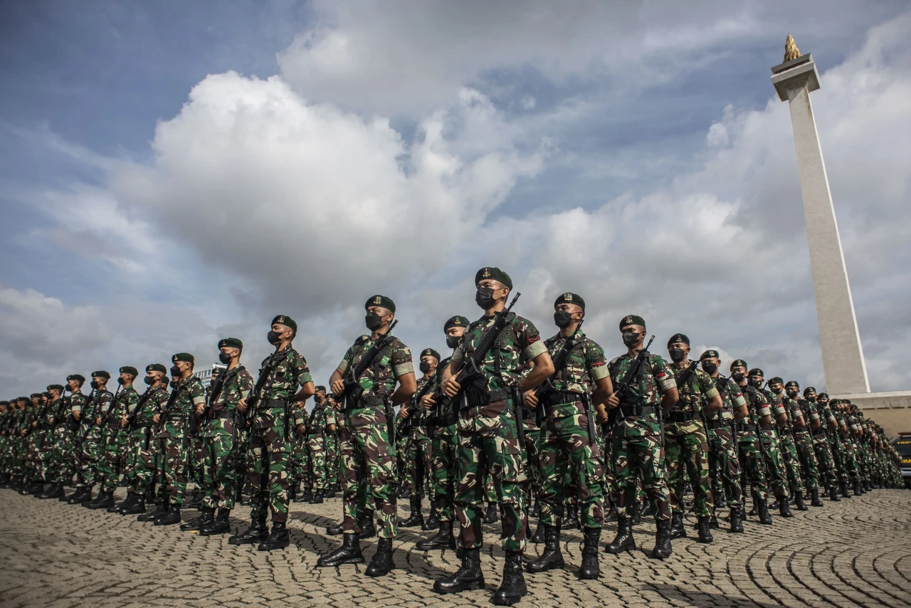 Gagahnya Pasukan TNI...