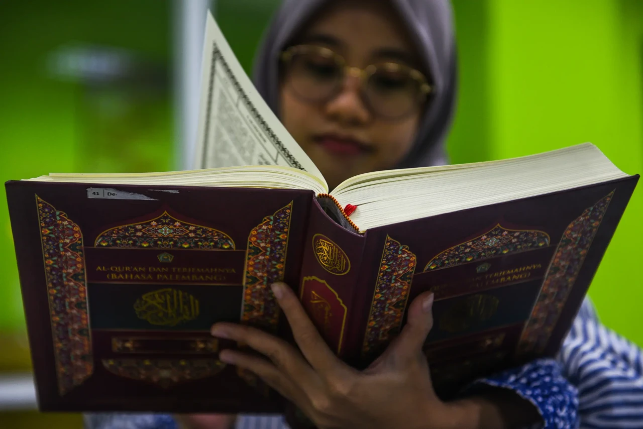 Alquran dengan Terjemahan...