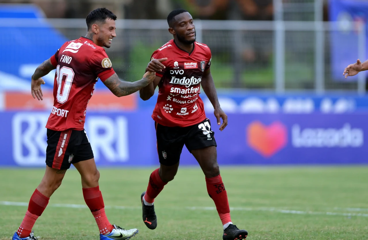 Bali United Kalahkan...