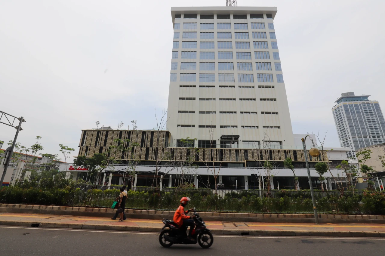 Pemugaran Gedung Sarinah...