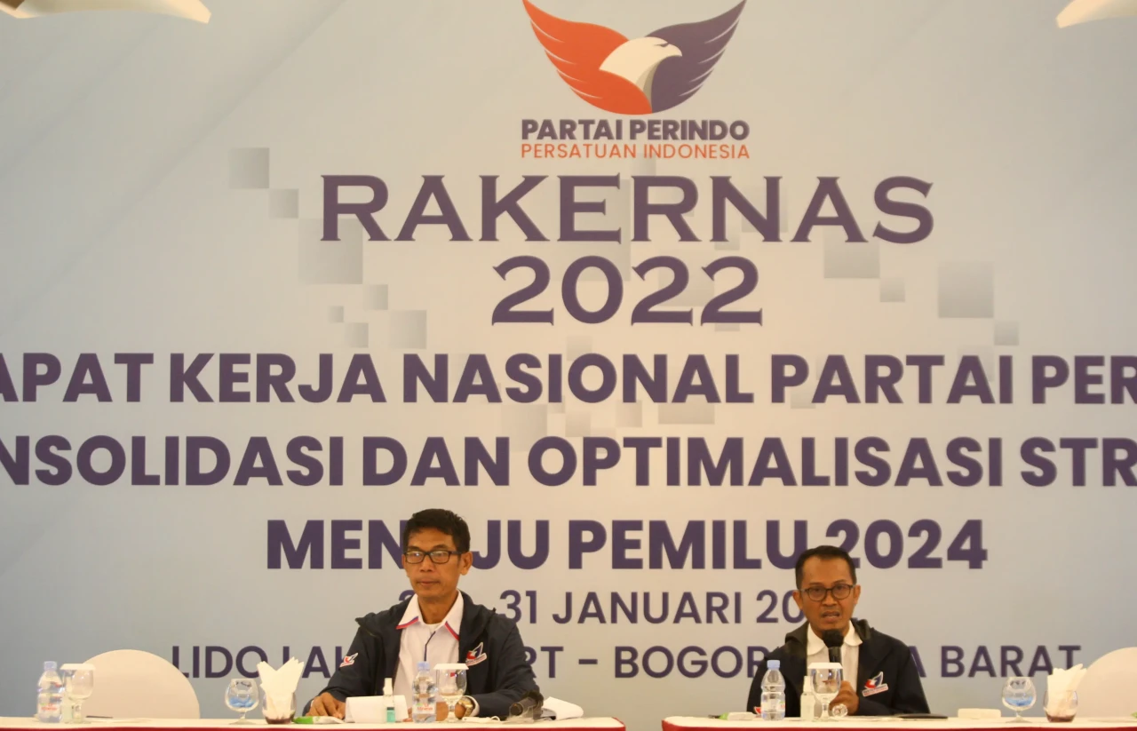 Hari Kedua Rapat Kerja...
