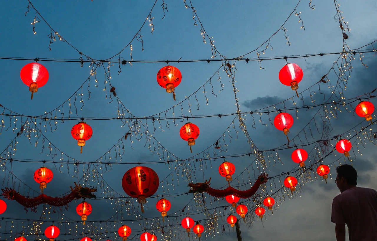 Berselimut 500 Lampion,...