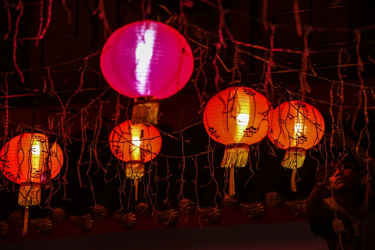 Berselimut 500 Lampion,...