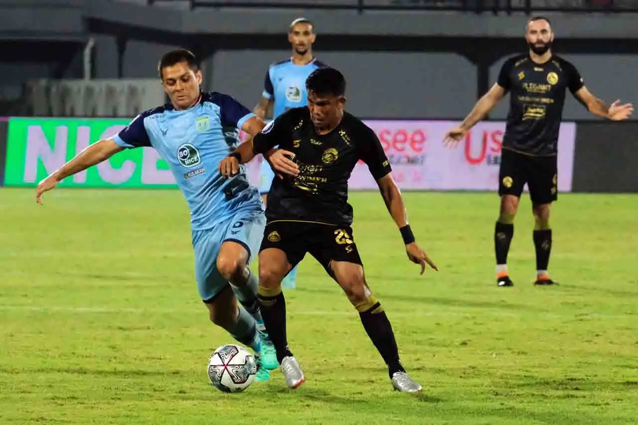 Liga 1 Indonesia : Arema...