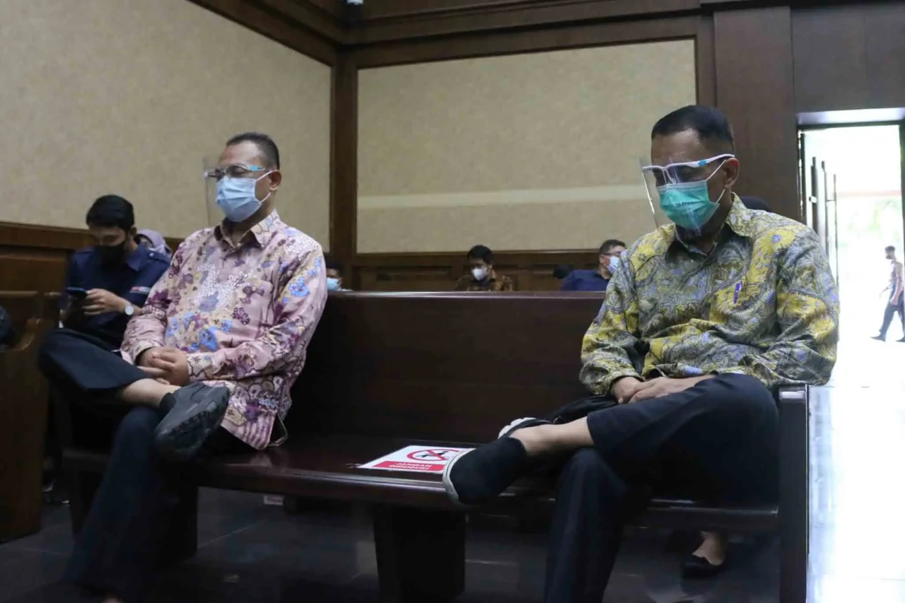 Sidang Putusan Kasus...