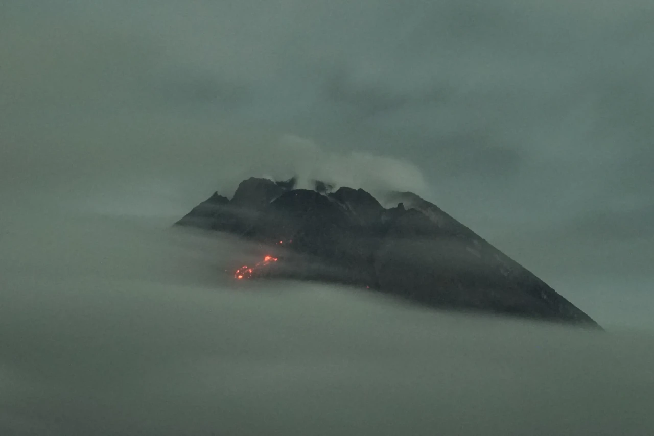 Gunung Merapi Kembali...