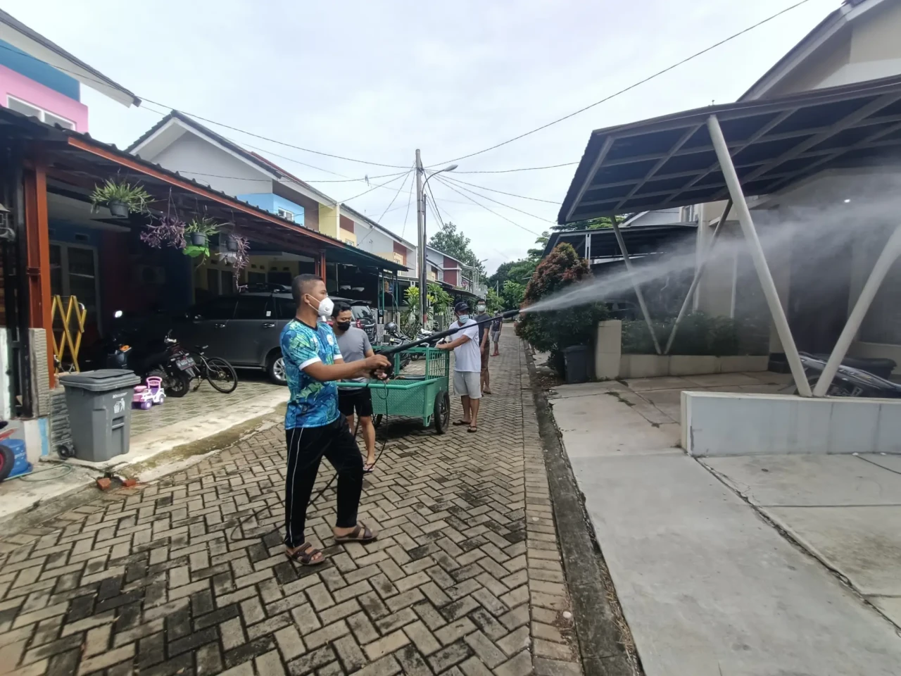 Cegah Omicron Meluas,...