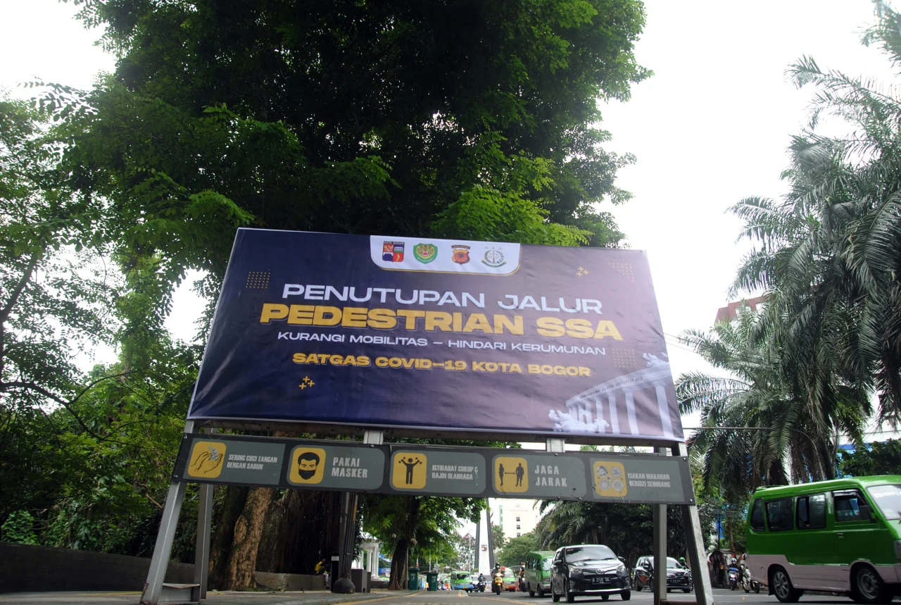 Penutupan Jalur Pedestrian...