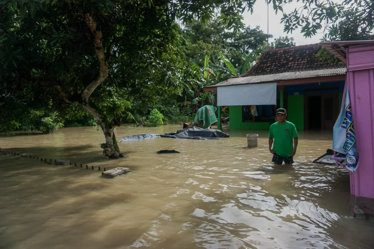 Banjir Akibat Luapan...