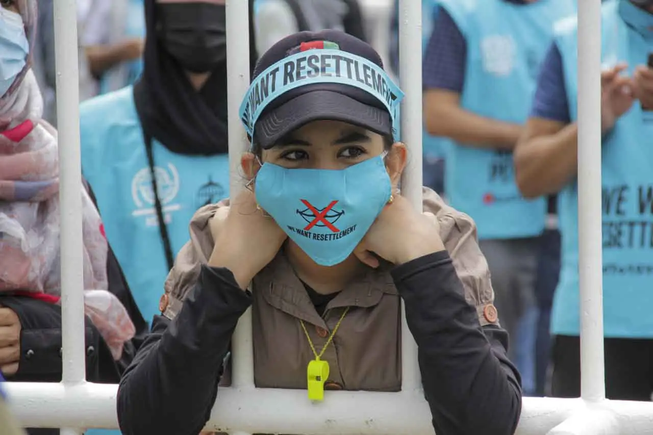 Unjuk Rasa Pengungsi...